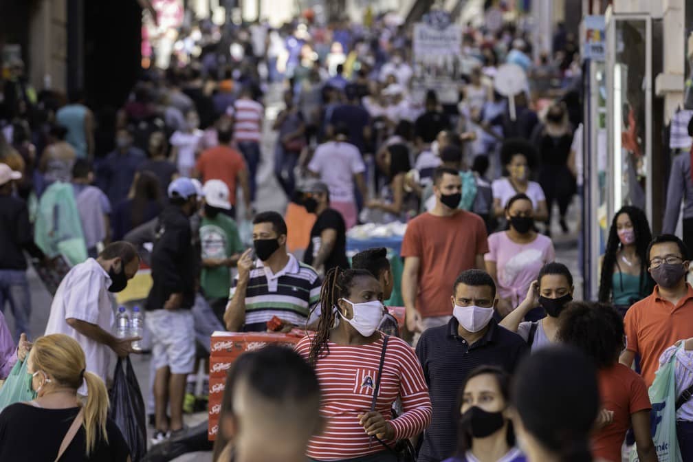 Governo de SP anuncia multa de R$ 500 para pessoas que ficam sem máscaras em áreas públicas a partir de 1º de julho